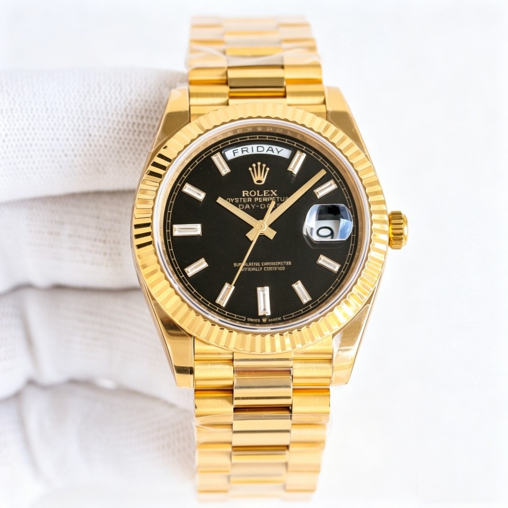 40mm Gold-Tone Day & Date Classic Dress Watch