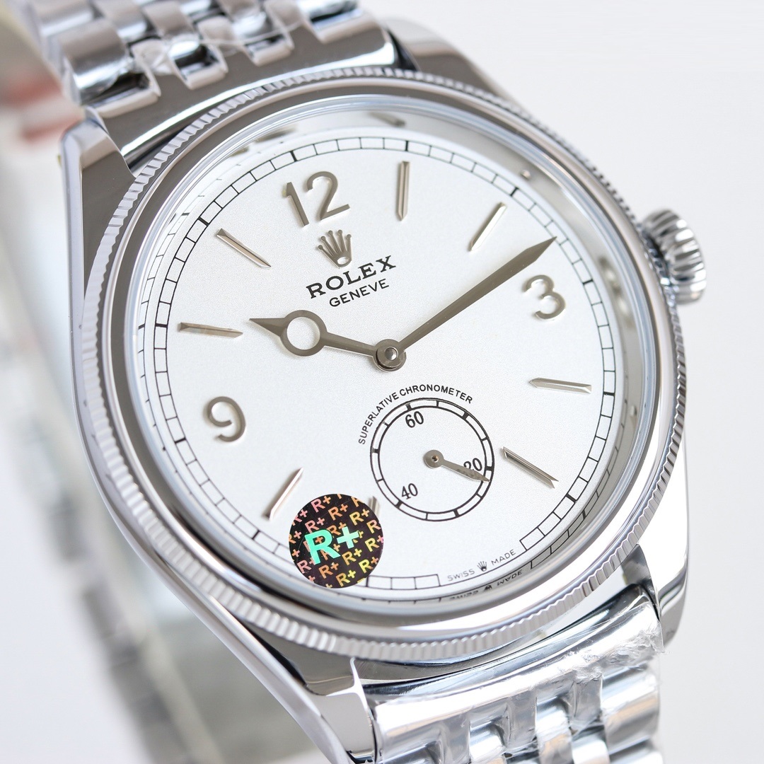 39mm Ultra-Slim White Linear Textured Dress Watch