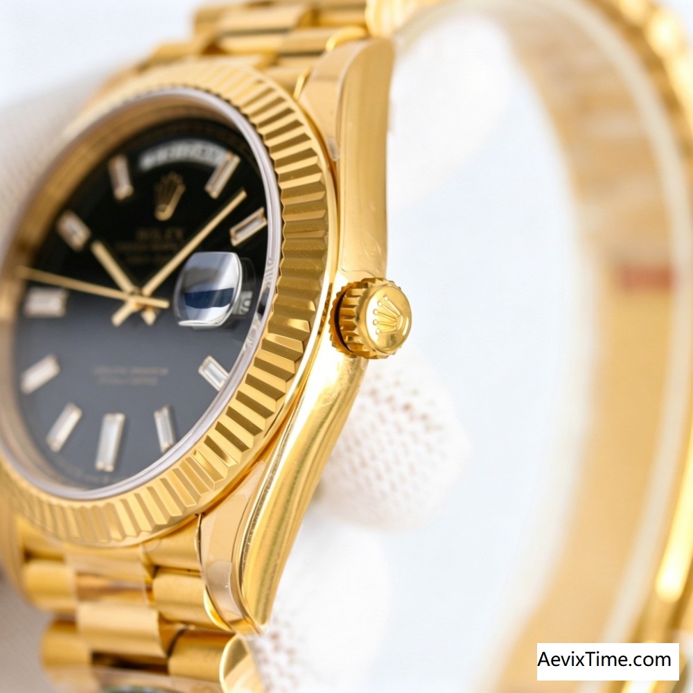 40mm Gold-Tone Day & Date Classic Dress Watch
